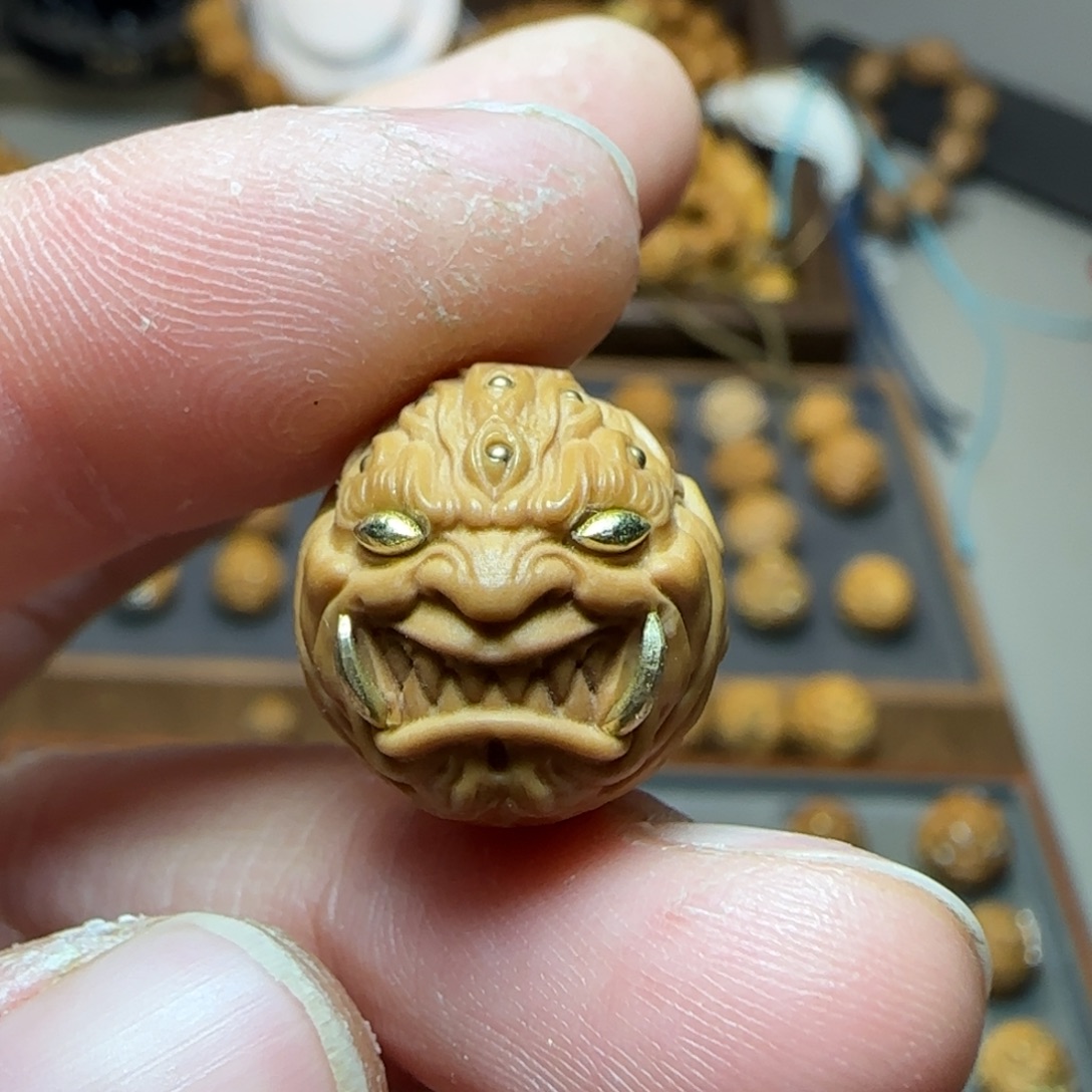 吊坠猴头核桃16尺寸法眼獠牙