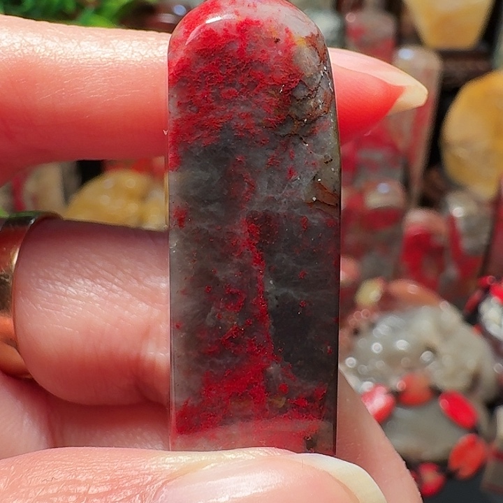 昌化鸡血石清***心昌化鸡血石