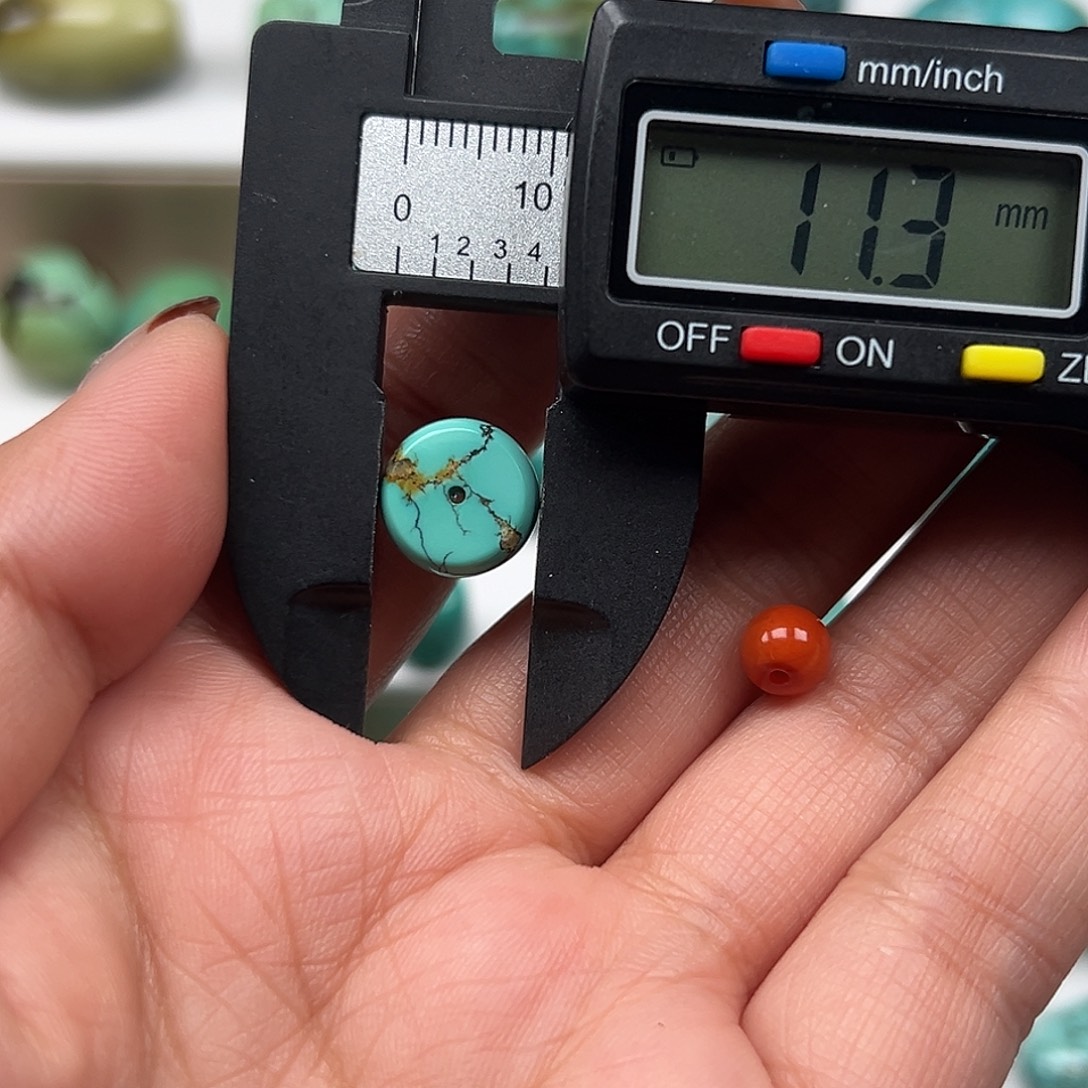 南红玛瑙未镶嵌珠宝奇石