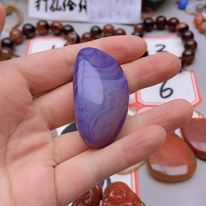 【闪购商品】玛瑙/玉髓未镶嵌珠宝半成品小*，