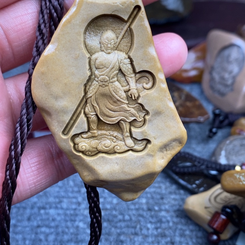 【闪购商品】原石雕刻手把件