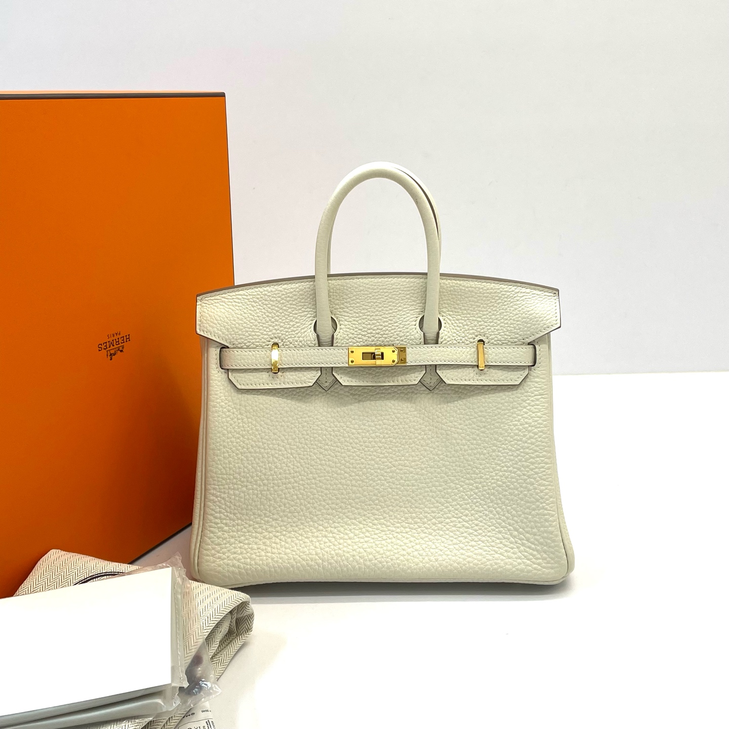 95新 Hermes/爱马仕 98新 birkin25 金扣铂金包 0T蘑菇白色