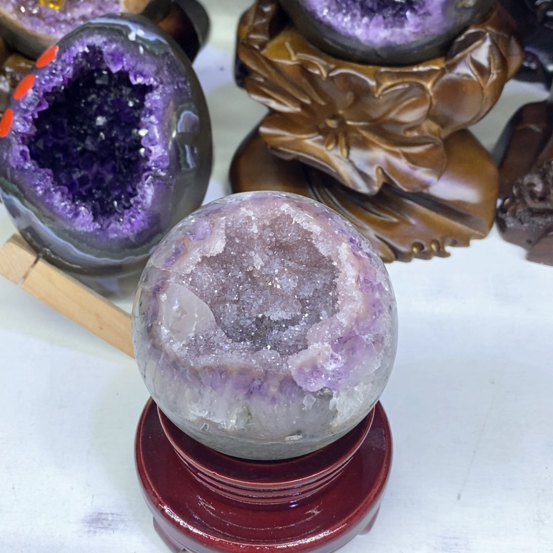 水晶摆件未镶嵌莹