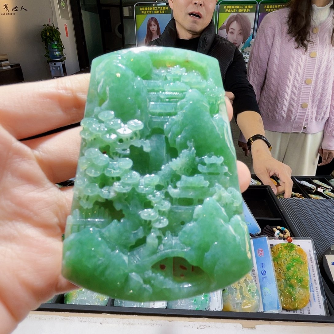 颈饰未镶嵌翡翠翡翠