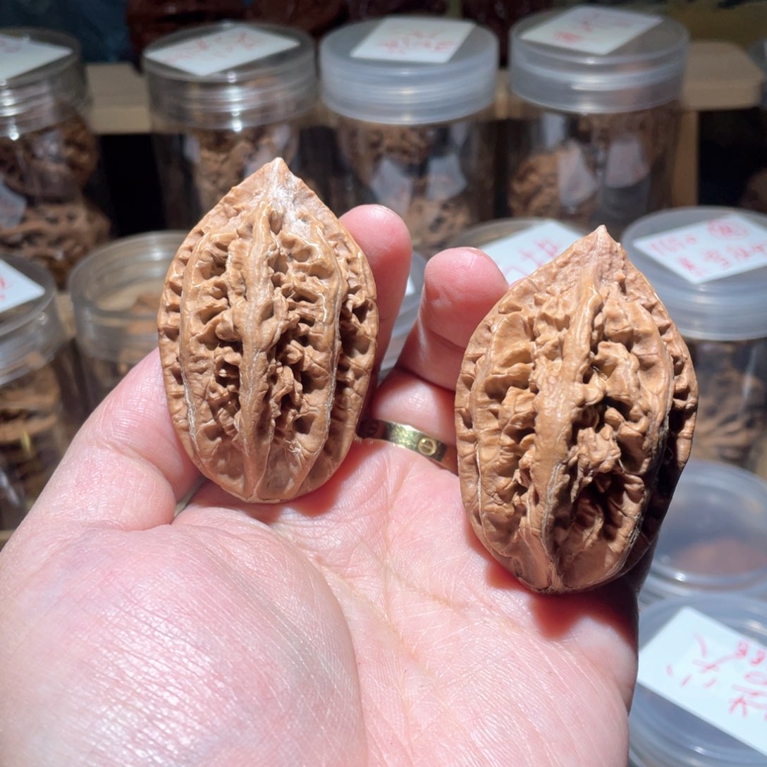 文玩核桃吊坠9……