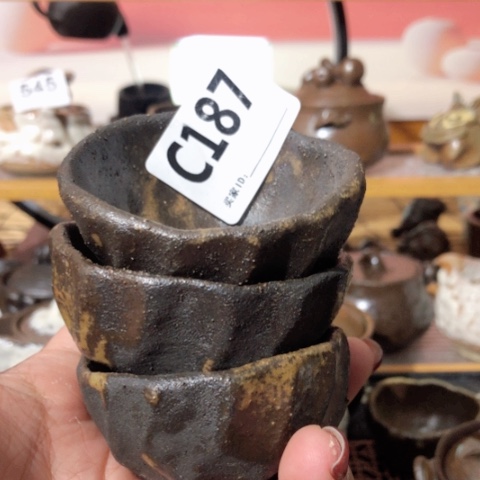 木有一点点的小姐姐