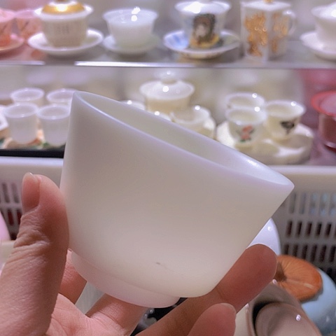 陶瓷制品及陶瓷艺术品微瑕