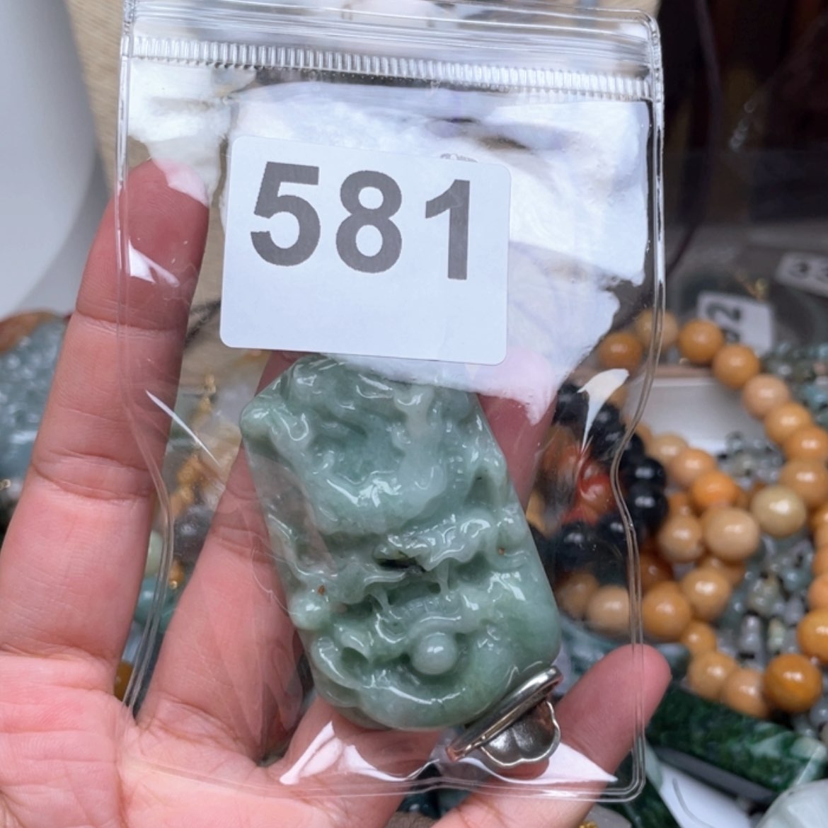 【闪购商品】翡翠颈饰未镶嵌娇*翡翠