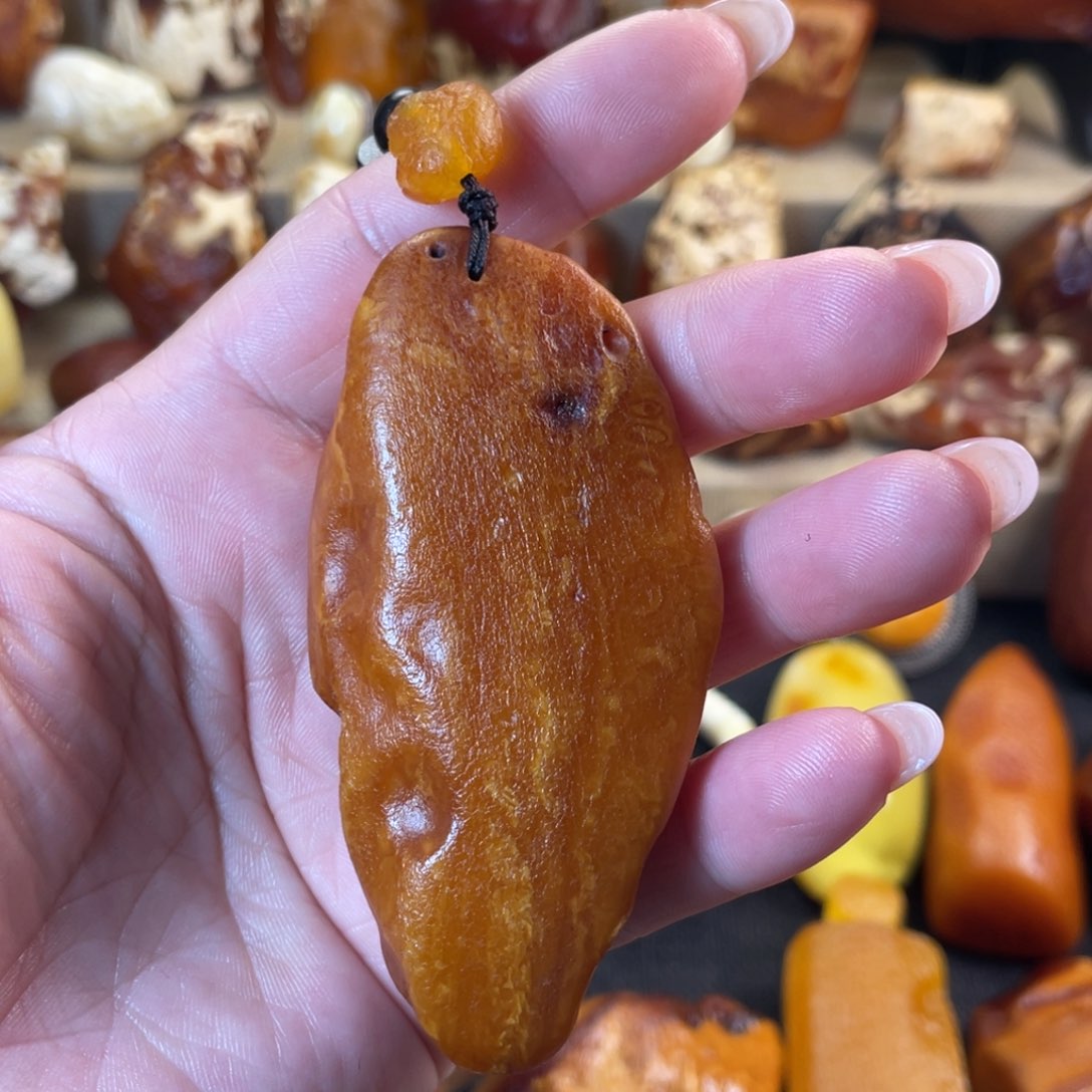 裸石琥珀未镶嵌天然蜜蜡全皮手把