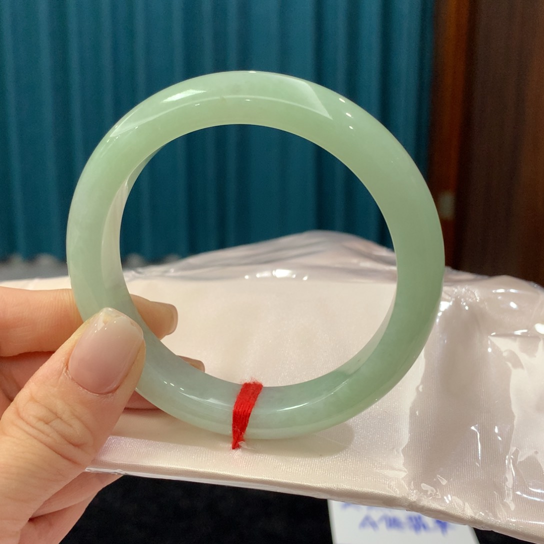 未镶嵌手镯翡翠圈口60