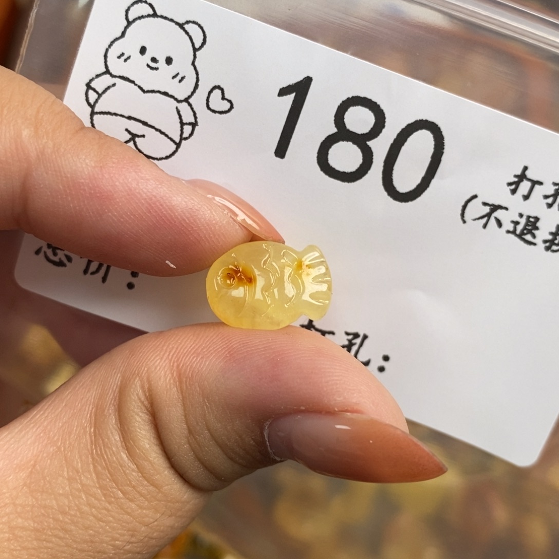 琥珀未镶嵌珠宝奇石