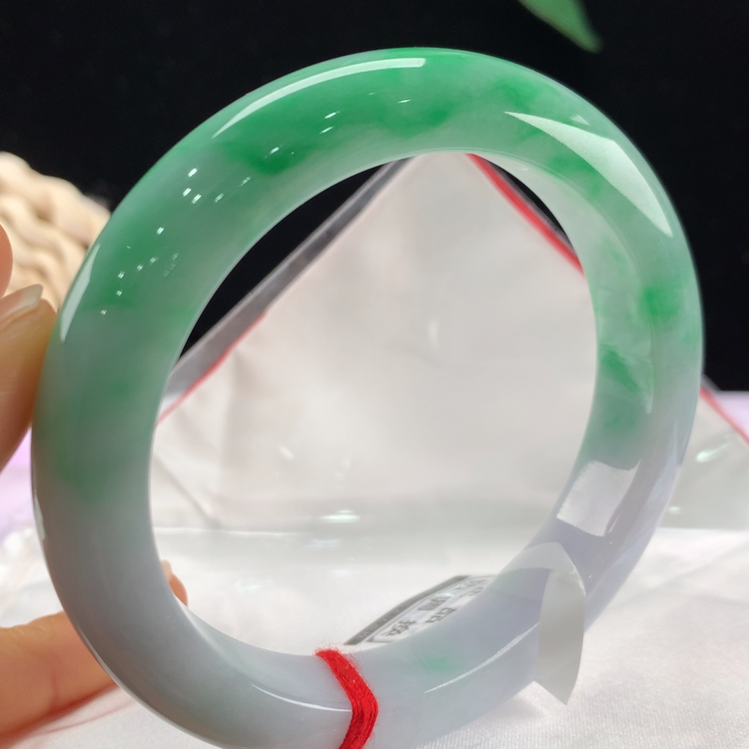 翡翠未镶嵌手镯111-0240