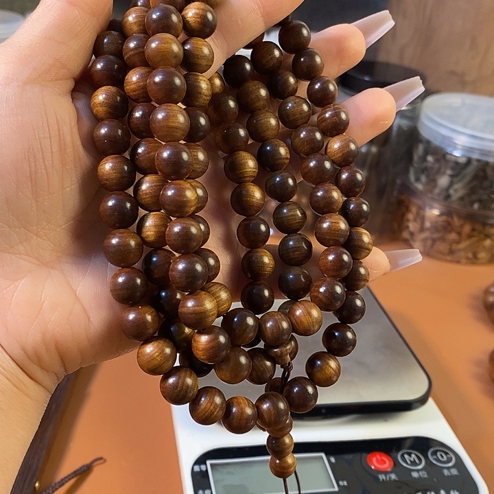 檀香木老山檀香1.0沉水