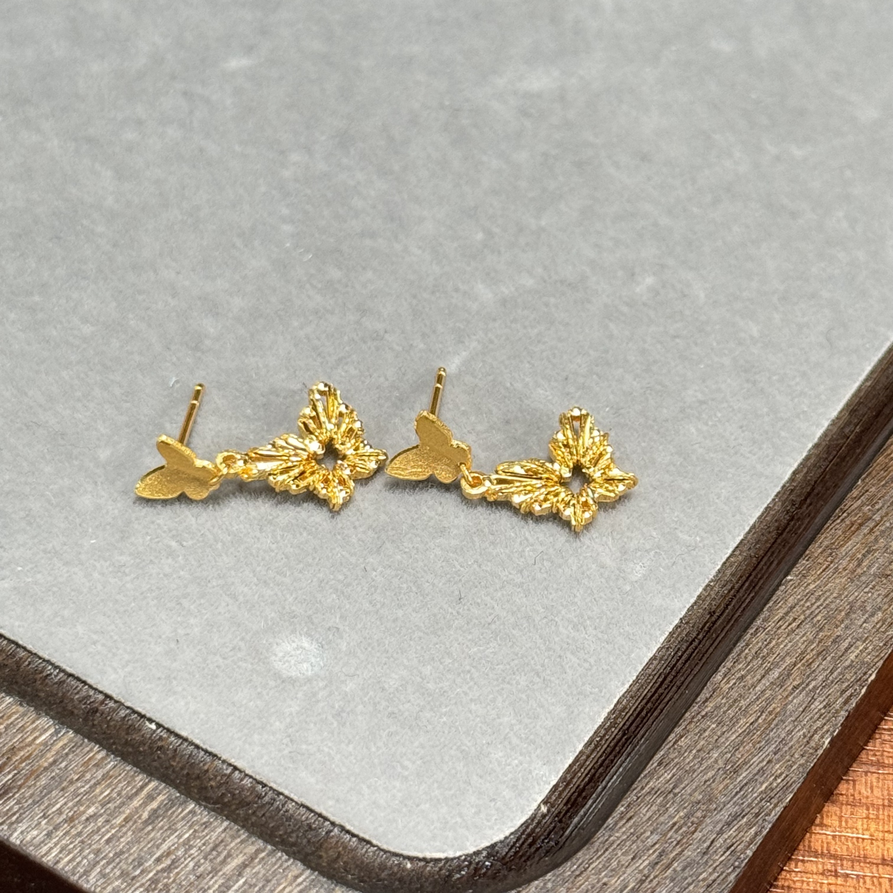 E【爆闪双蝶耳钉】-足金999精工5耳饰