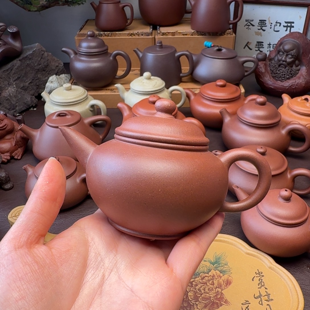 开***马茶壶紫砂特练紫泥  水平  150微瑕疵