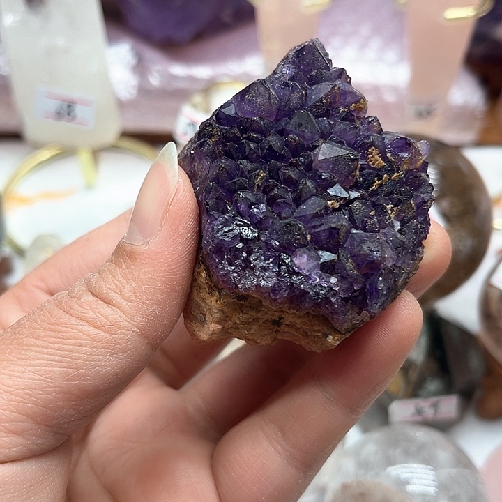 紫晶101克水晶晶簇未镶嵌