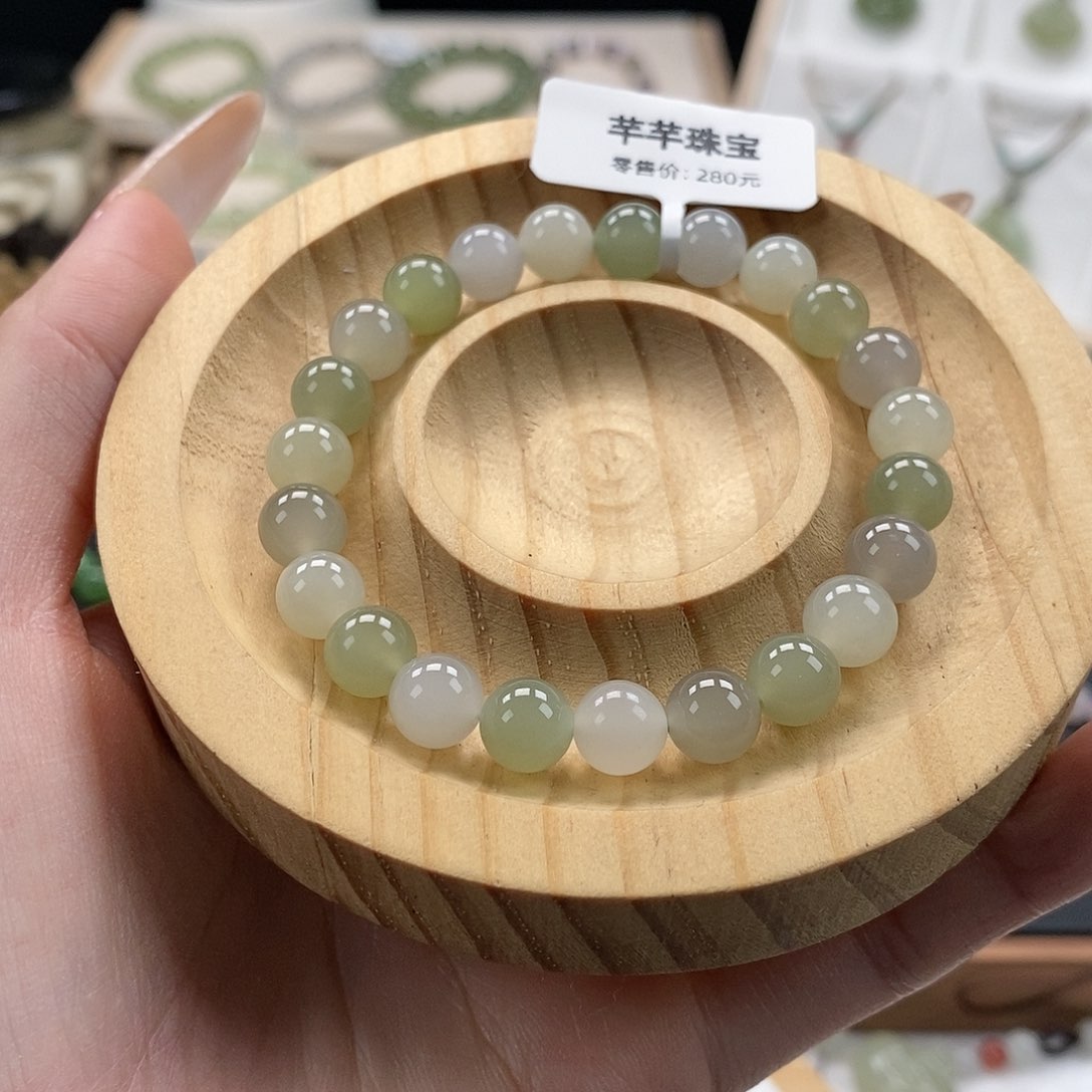 和田玉手链未镶嵌微瑕