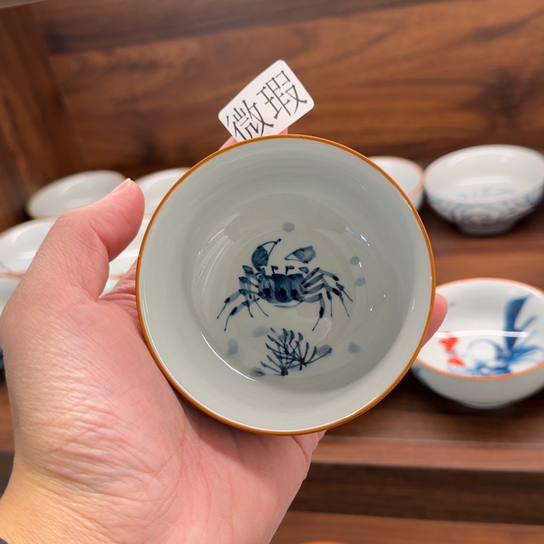 釉下手绘茶具微瑕
