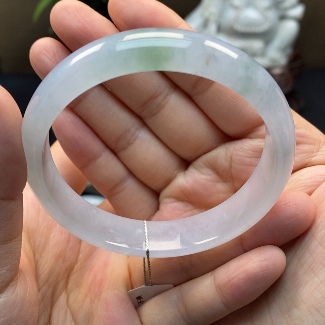 翡翠手镯未镶嵌天然