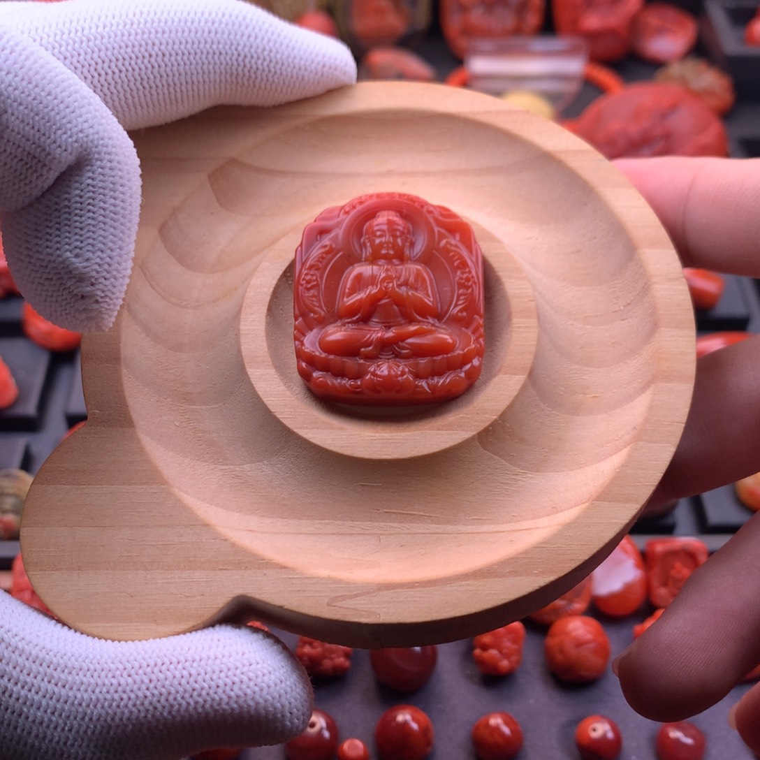 南红玛瑙未镶嵌【传仁】精工雕刻大日如来吊牌29mm