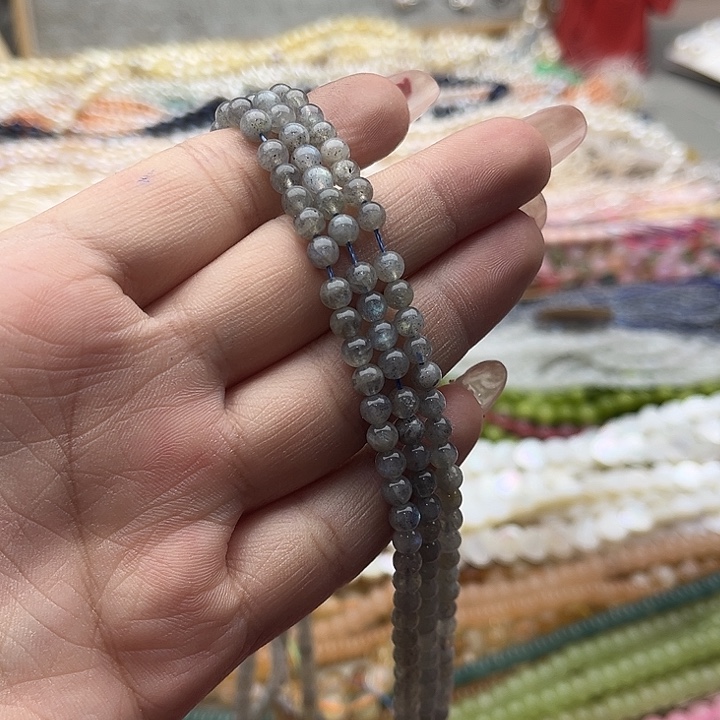 玛瑙/玉髓珠宝半成品未镶嵌一条4.5mm左右灰月光