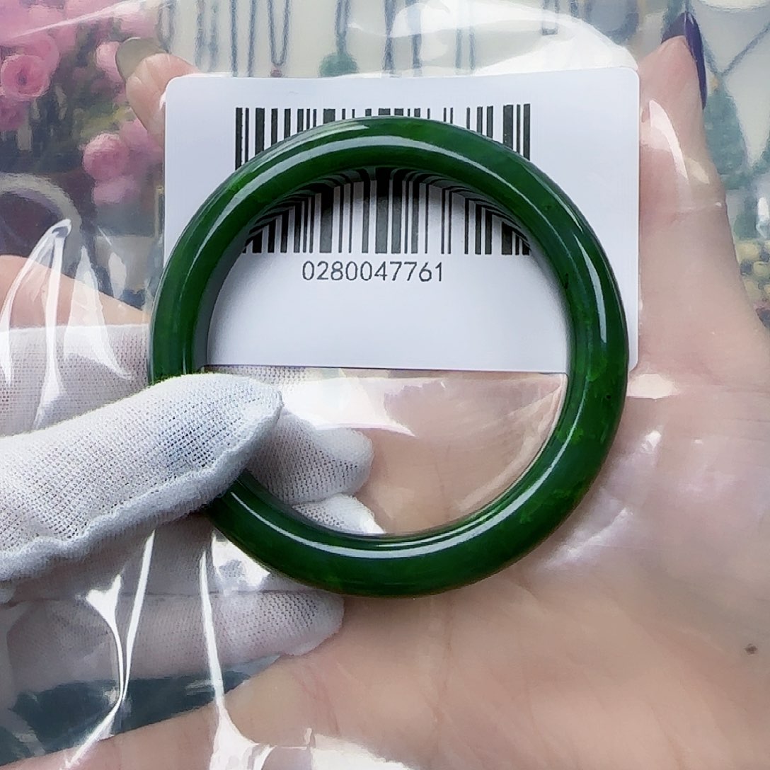 和田玉（碧玉）手镯未镶嵌58