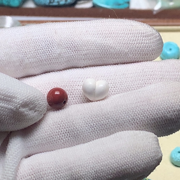 南红玛瑙未镶嵌珠宝奇石