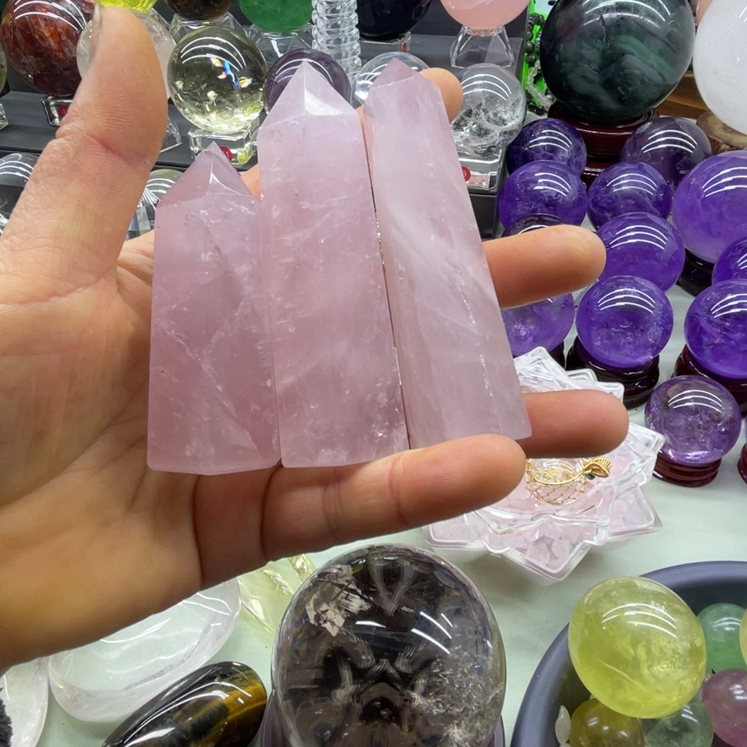 粉色水晶柱子摆件