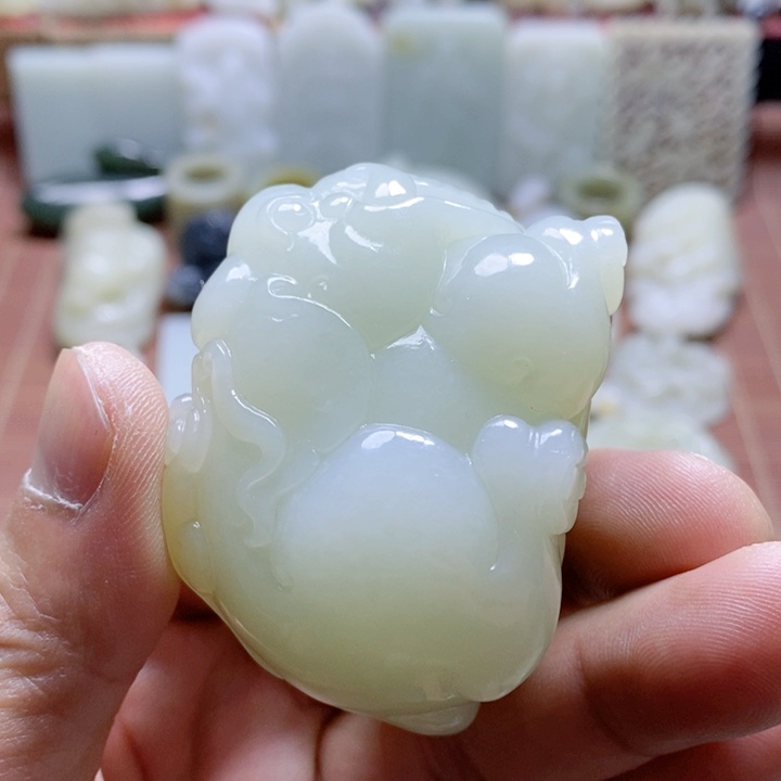 和田玉颈饰未镶嵌