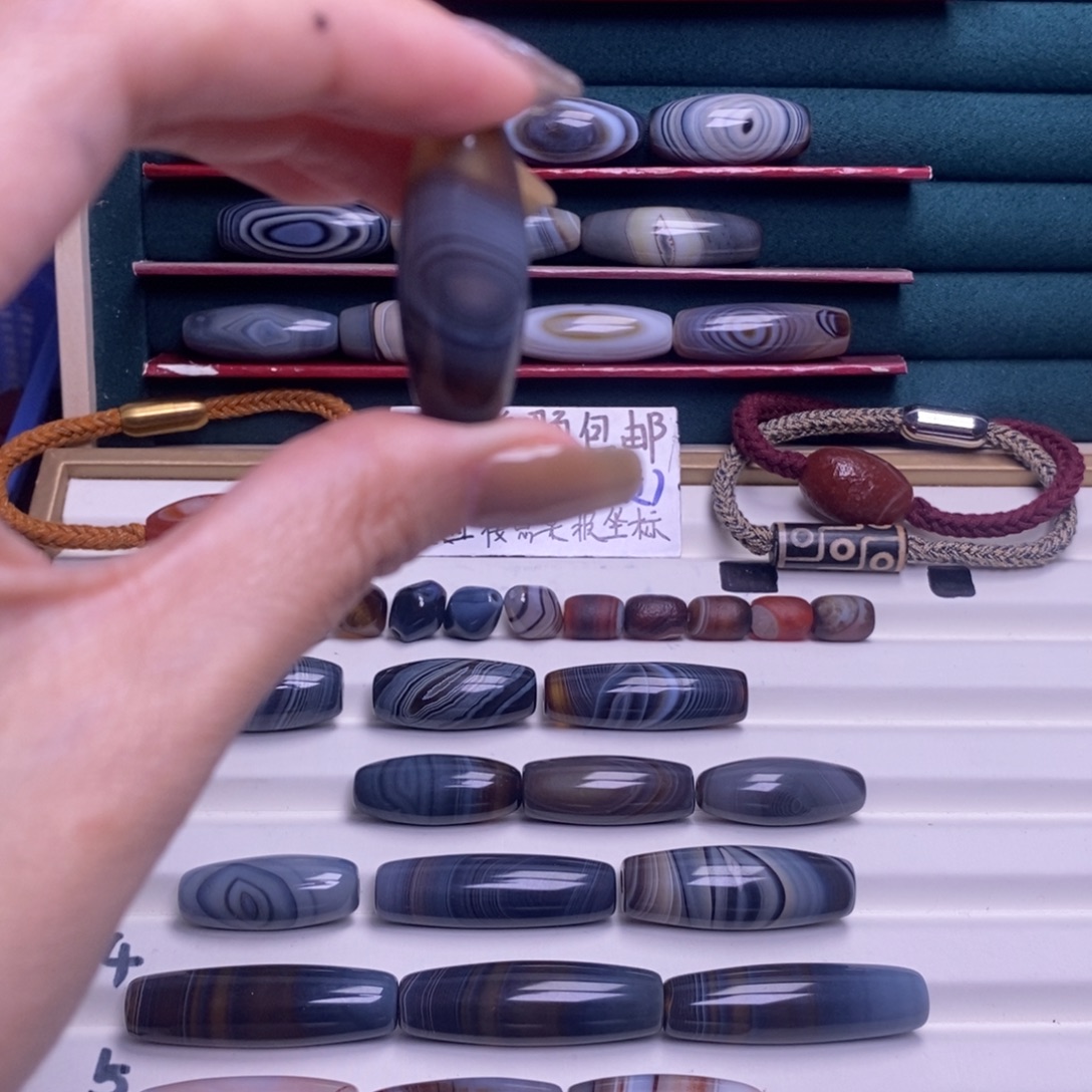 好***儿玛瑙/玉髓合金颈饰