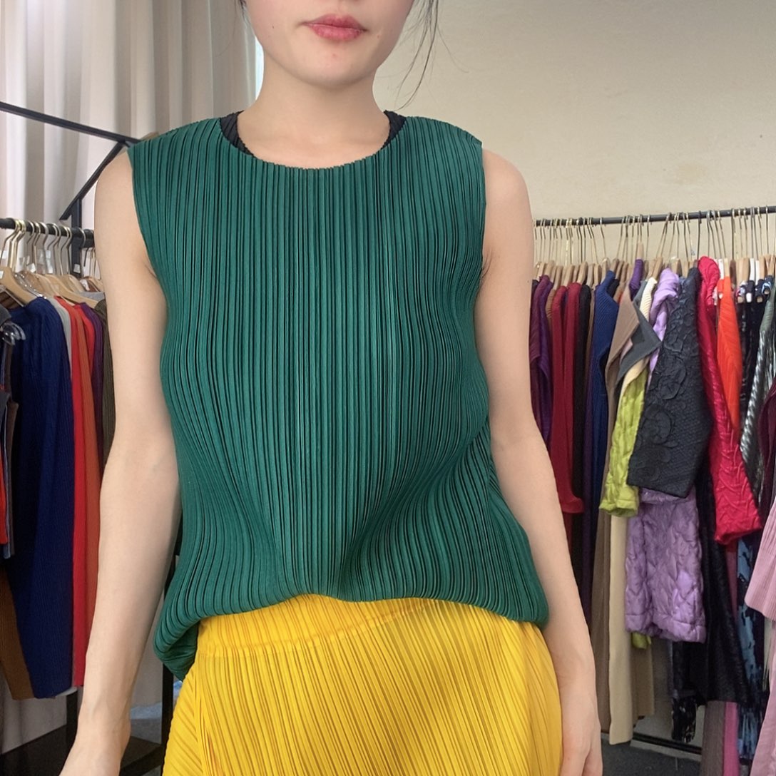 552绿色背心直接拍谢谢