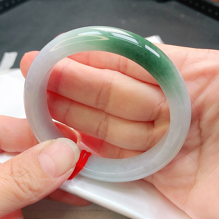 翡翠手镯未镶嵌手镯56