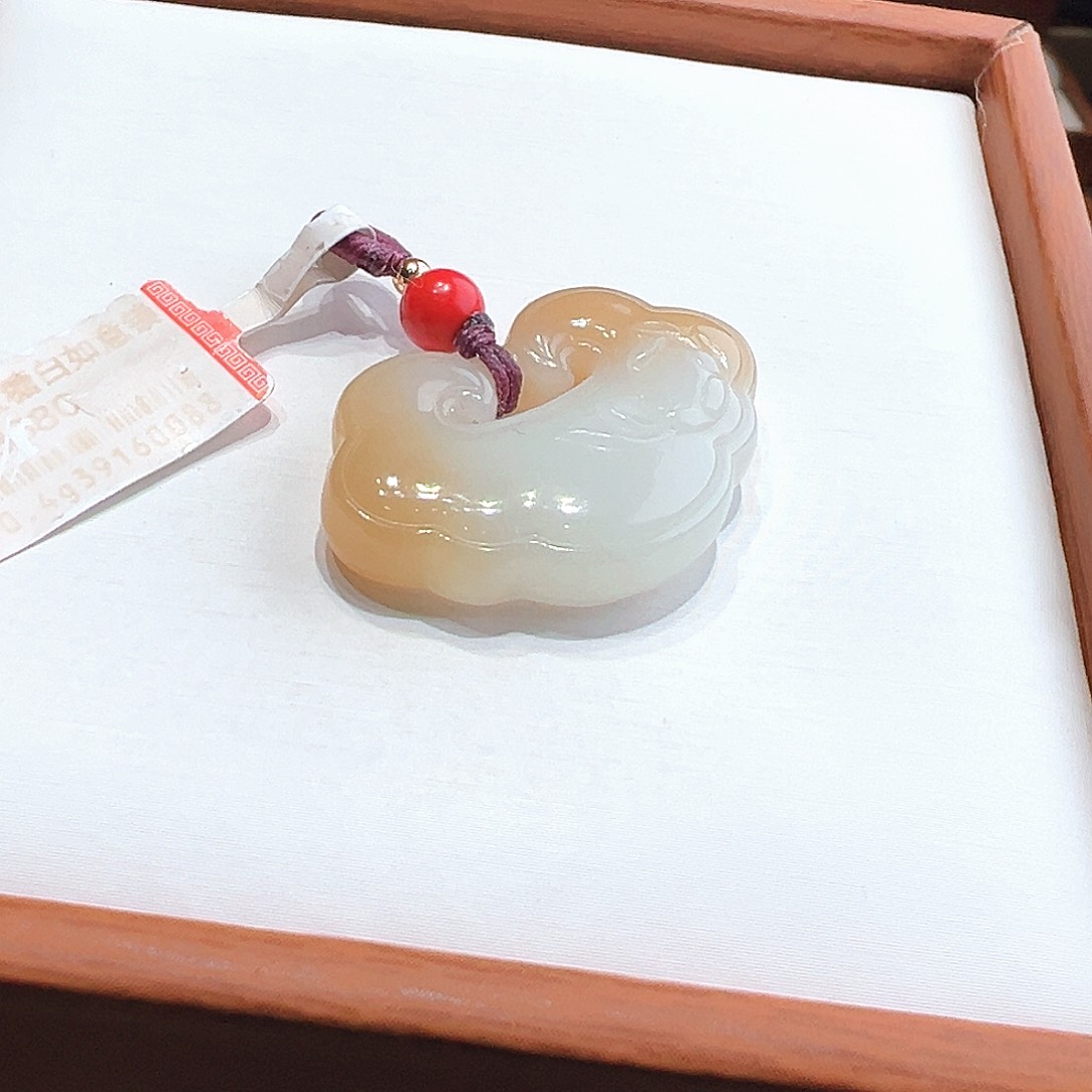 和田玉挂件未镶嵌