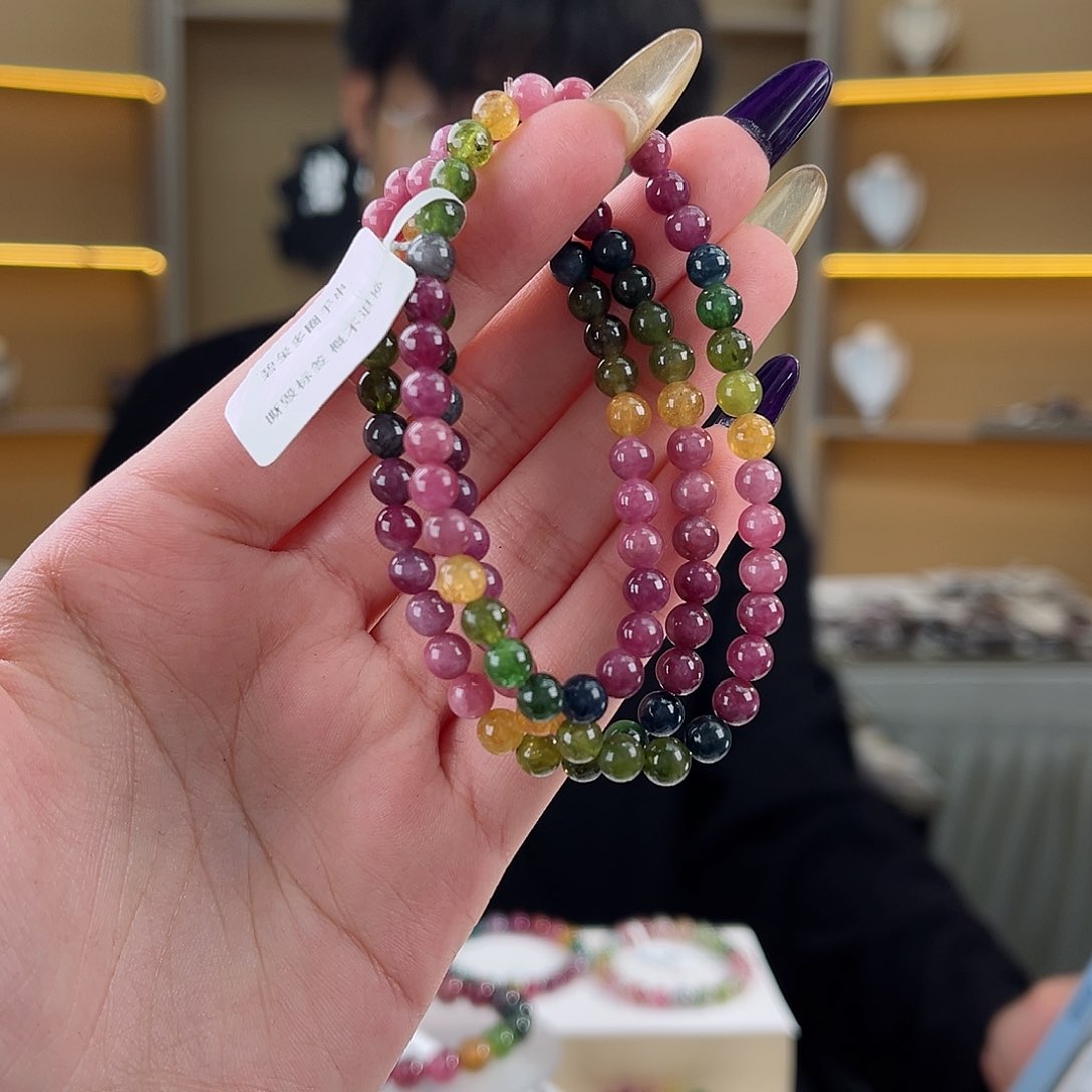 碧玺碧玺5mm（多样性发一件未镶嵌