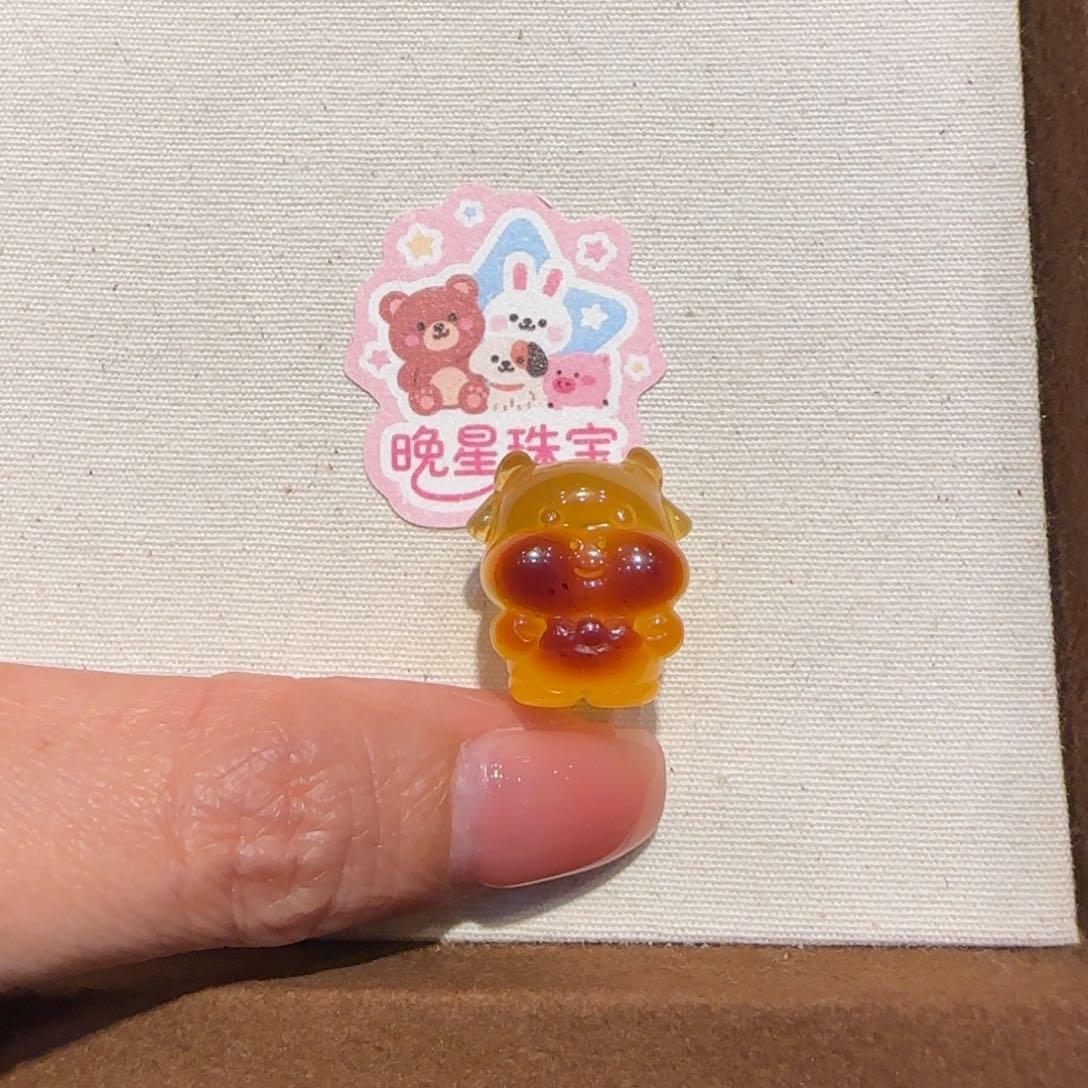 琥珀未镶嵌珠宝奇石举***?