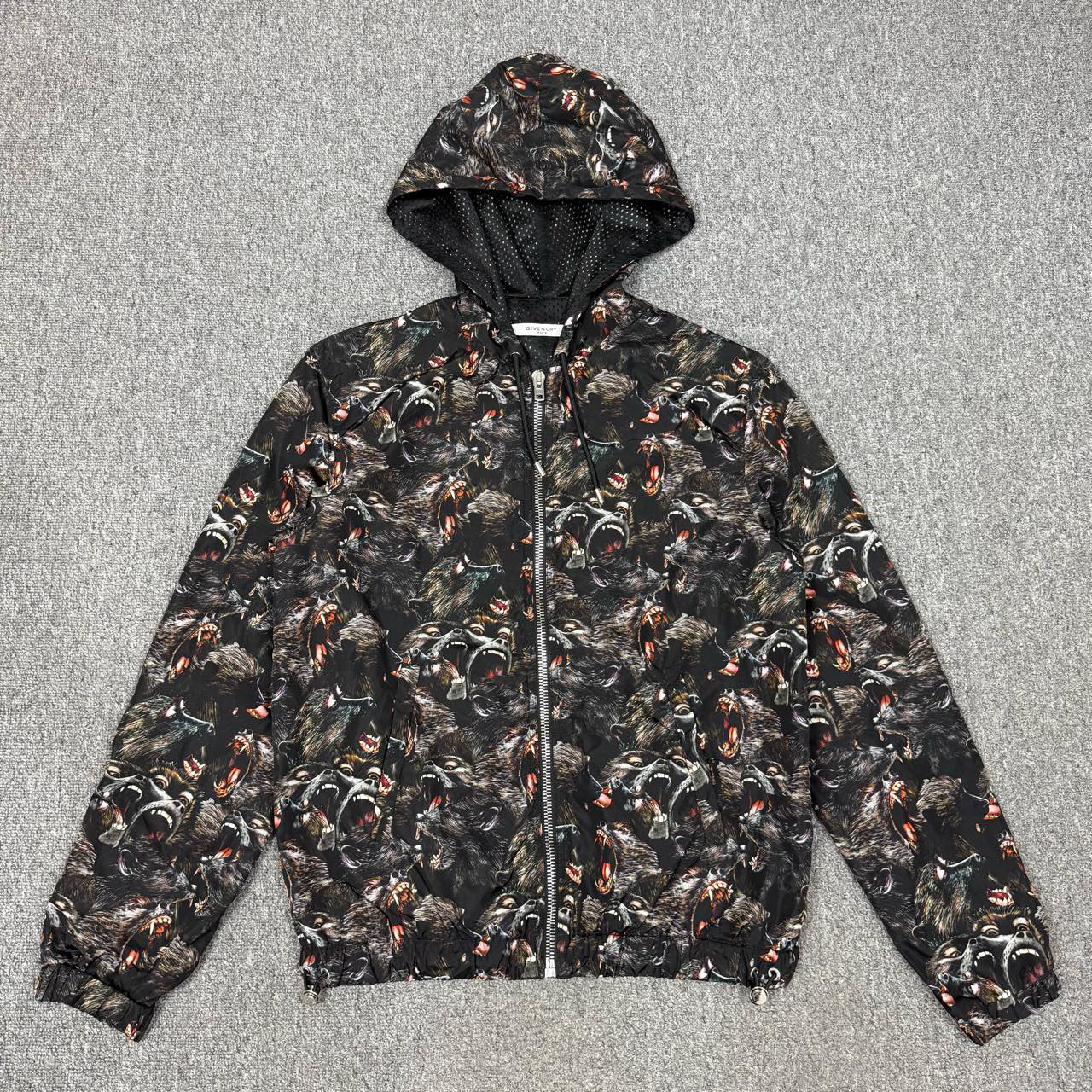 99新 Givenchy/纪梵希 13041355 满印群猴冲锋衣外套 46码99新