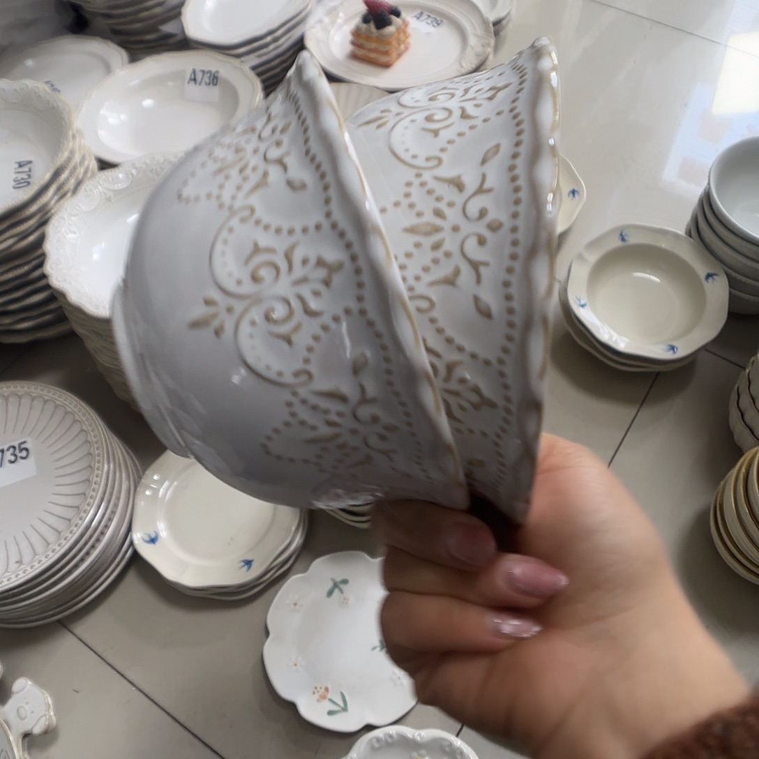 瓷片瑕疵特价陶瓷米饭碗瑕疵气孔