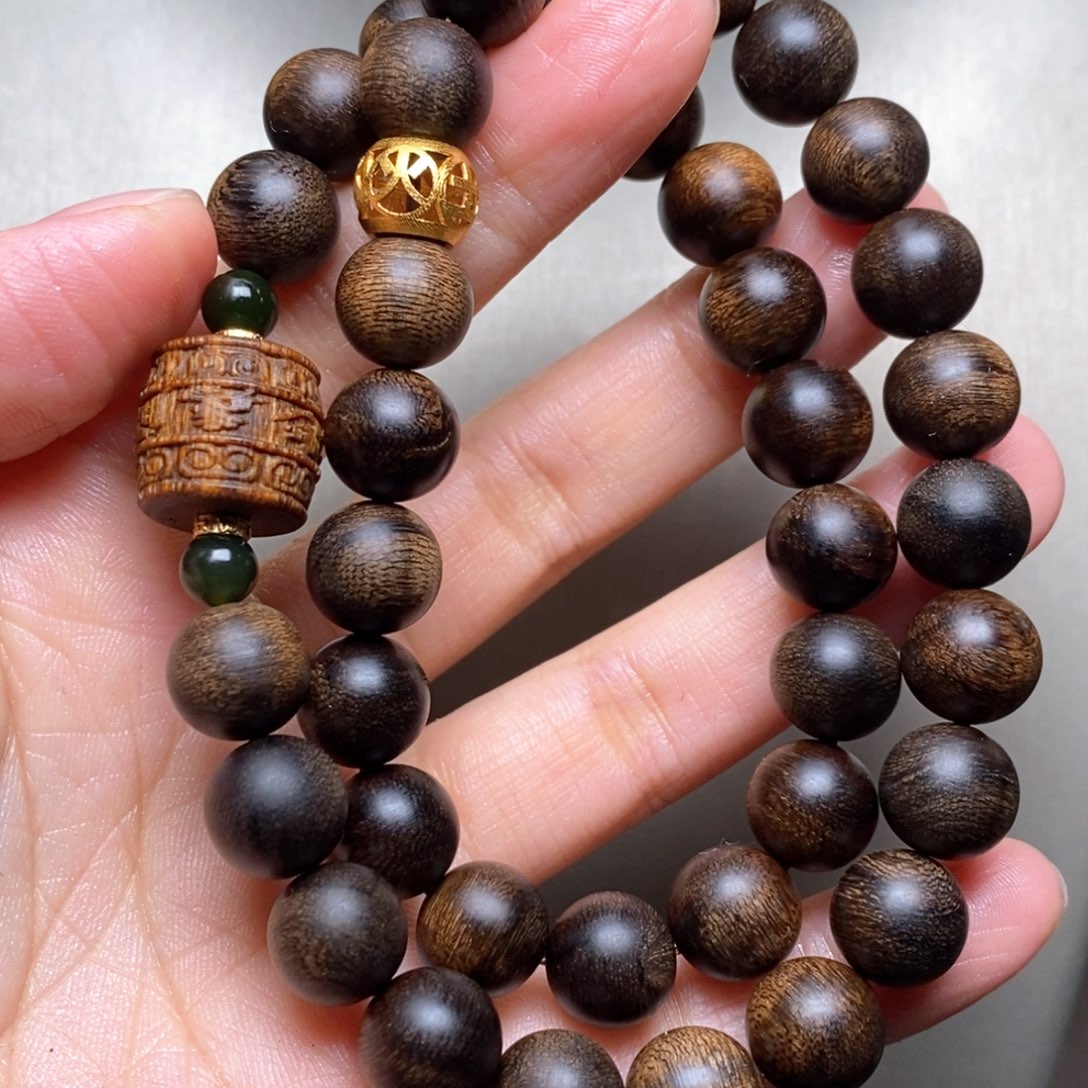 沉香手串越南瘤疤富森红土1.0➕白棋沉香木雕设计配饰