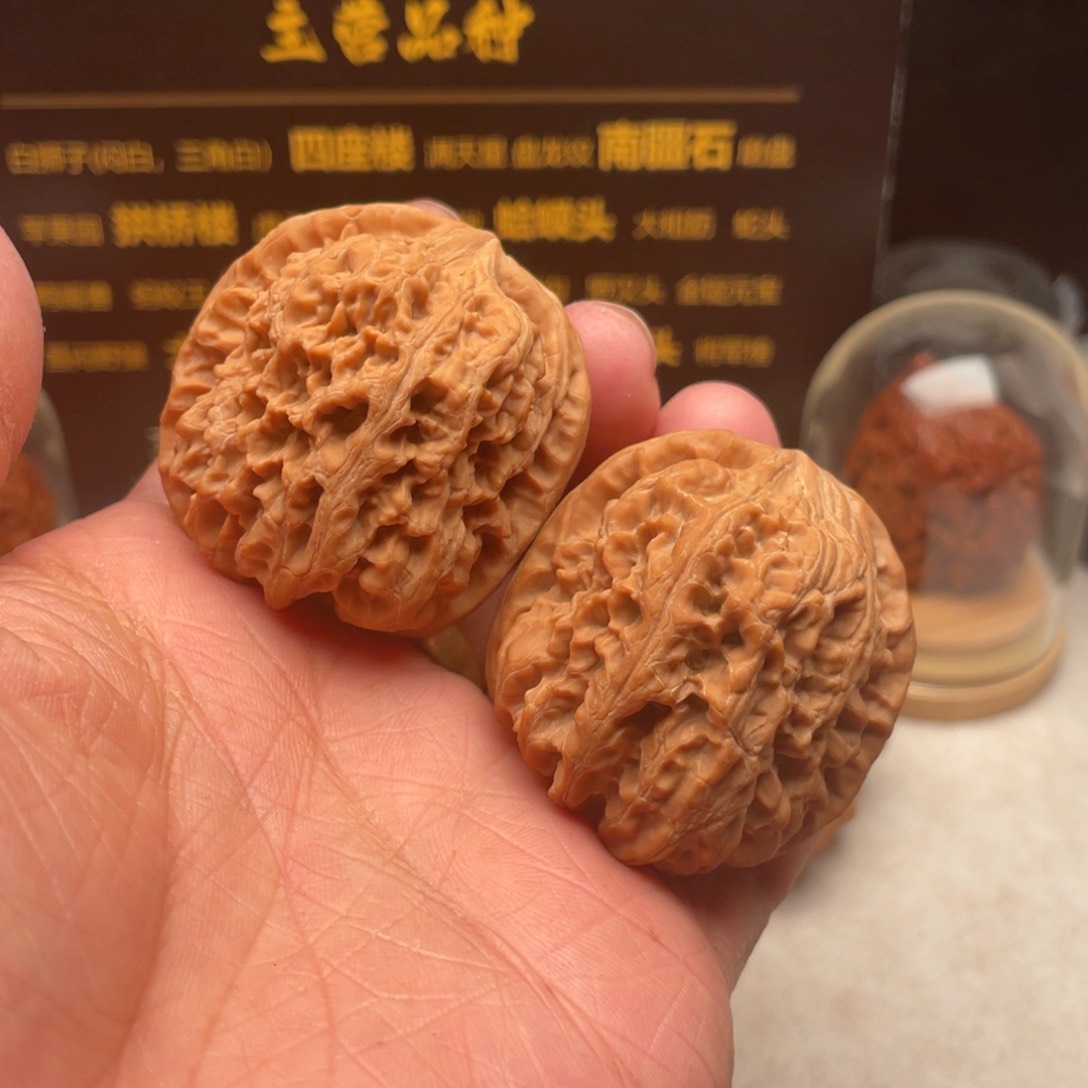 文玩核桃把件40尺全品西北将军