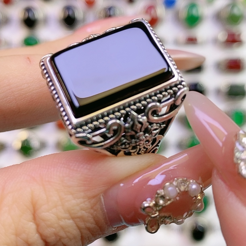 【闪购商品】银S925镶嵌戒指玛瑙/玉髓漫**侠