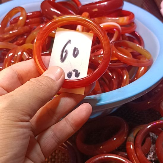 玛瑙/玉髓未镶嵌手镯