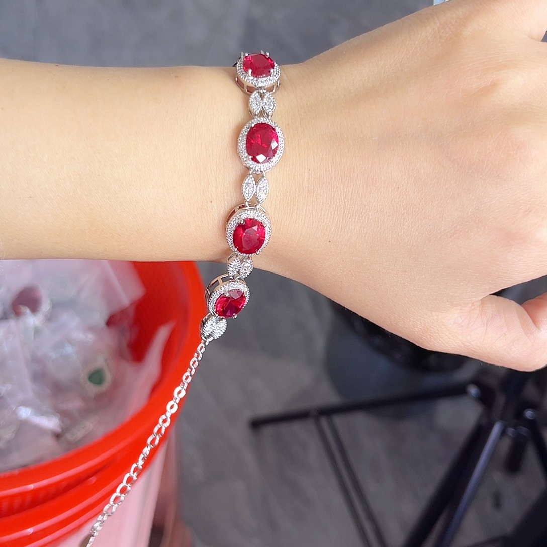 银S925镶嵌手链红宝石