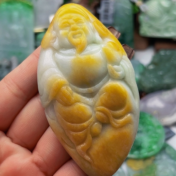 翡翠未镶嵌颈饰挂件