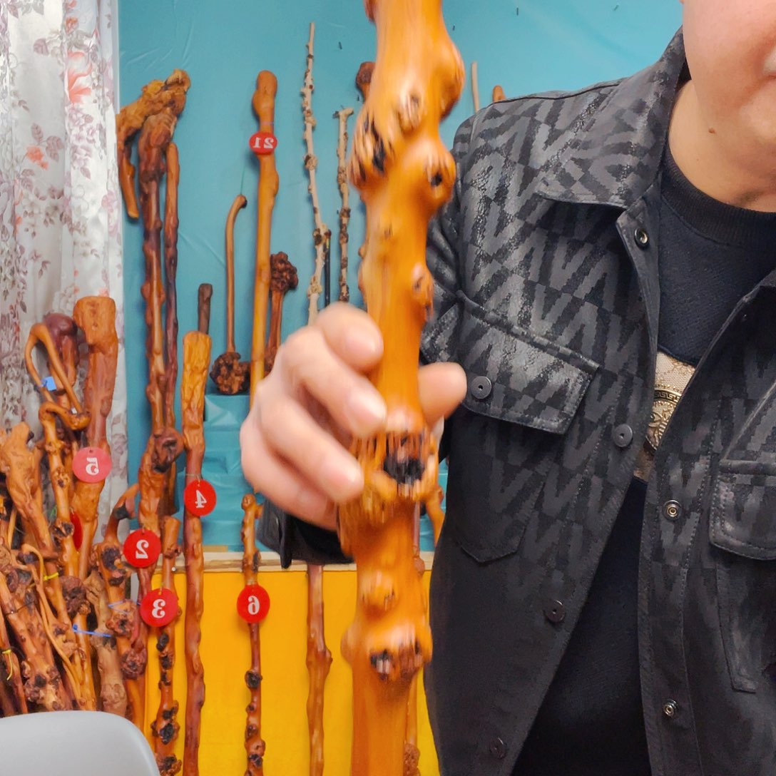 贾***香榧木咯哦哦哦哦哦哦咯哦哦哦哦