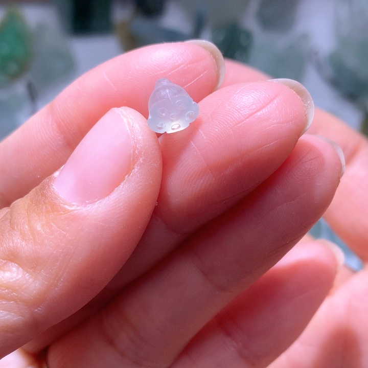 定制翡翠未镶嵌莲蓬