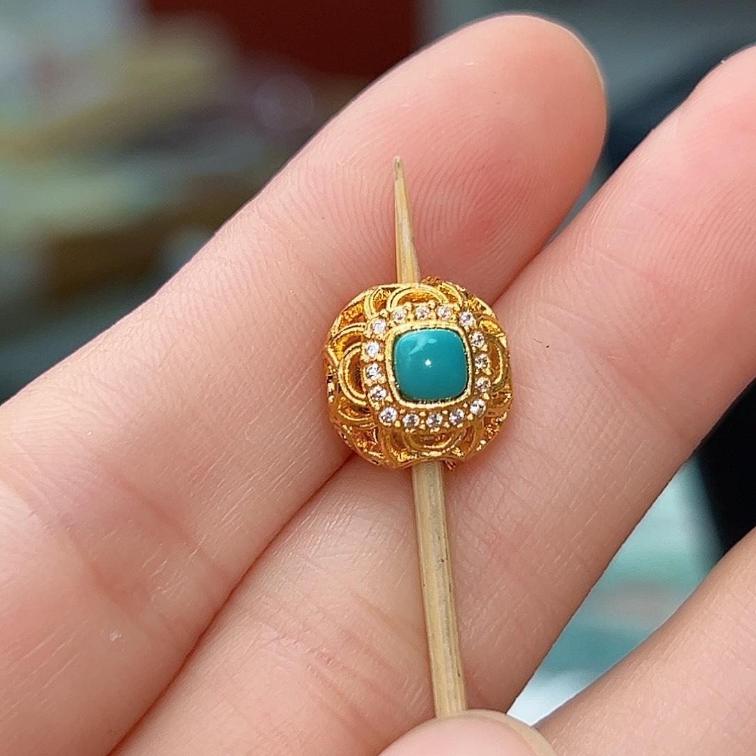 绿松石珠宝奇石18K金镶嵌