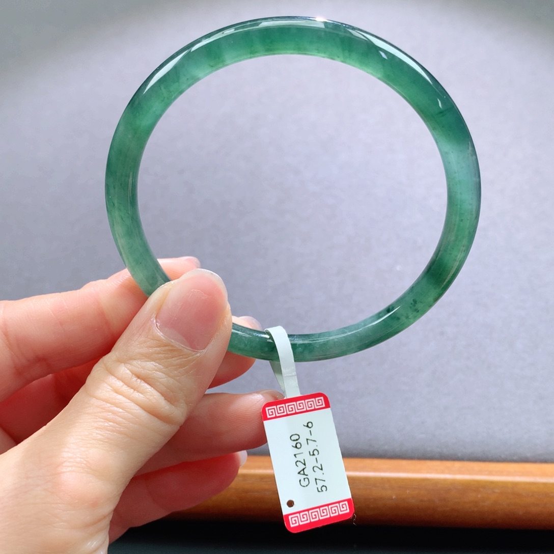 翡翠手镯未镶嵌天然翡翠手镯叮当镯