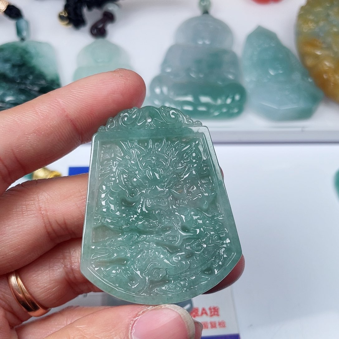 翡翠颈饰未镶嵌翡翠吊坠挂件12