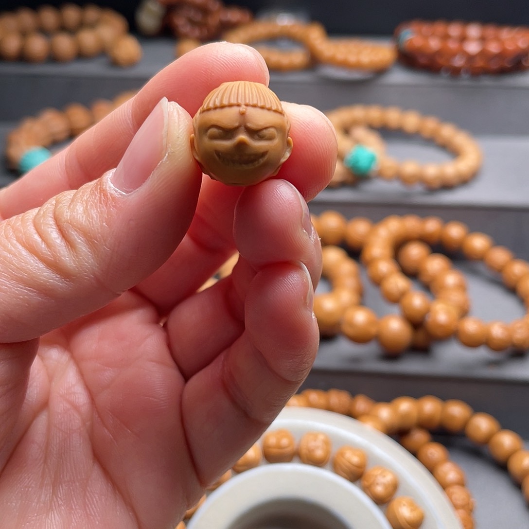 猴头核桃吊坠哪吒