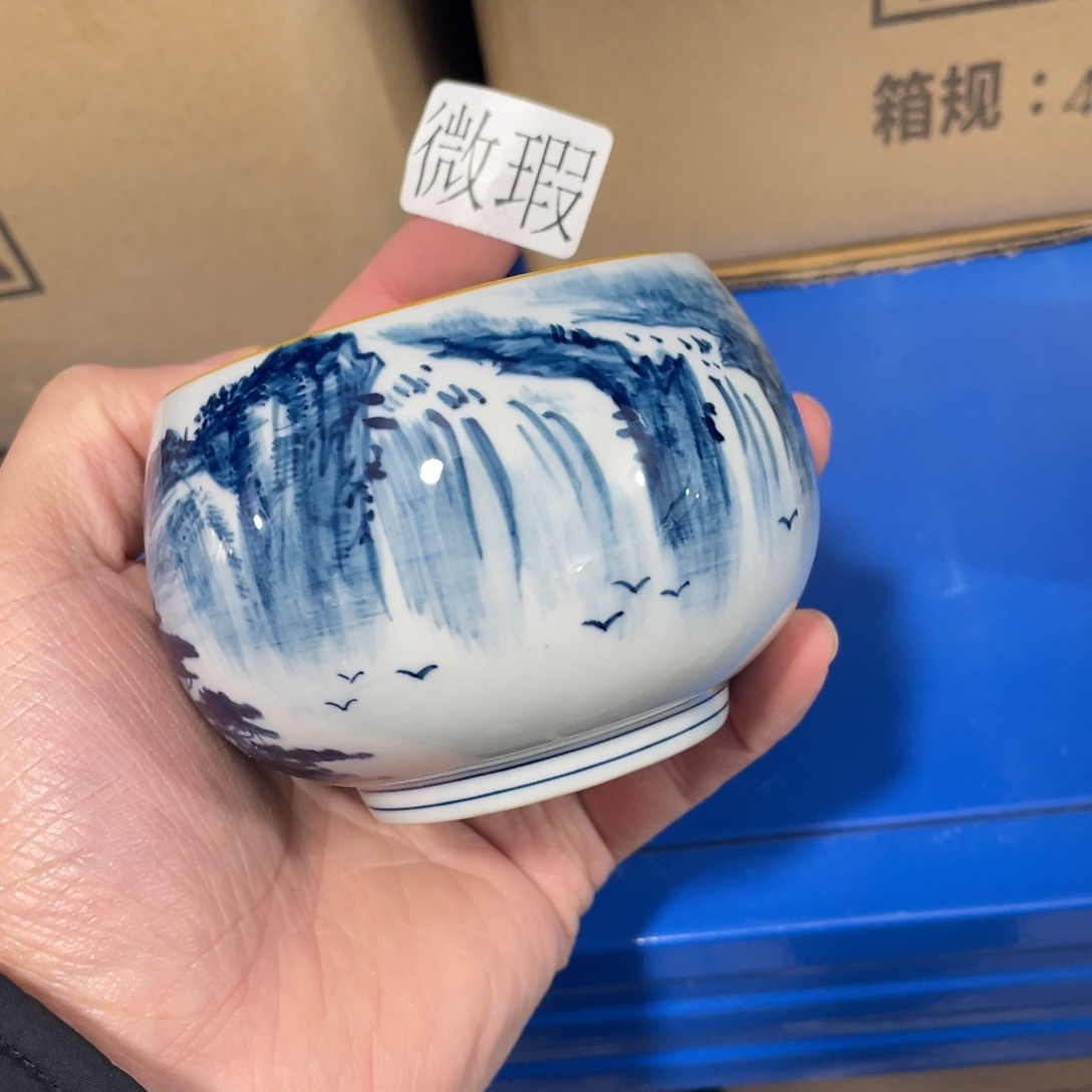 釉下手绘茶具微瑕